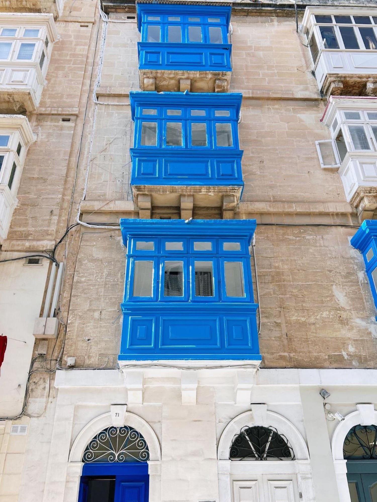 איל-פוריאנה San Francisco Studios Valletta מראה חיצוני תמונה